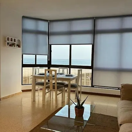 Pieds Dans L'eau - Vue Sur - Playa De Melenara