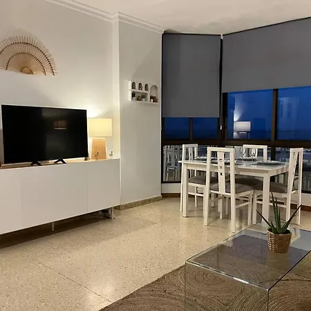 Pieds Dans L'eau - Vue Sur - Playa De *