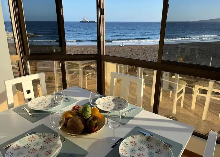 Pieds Dans L'eau - Vue Sur - Playa De Melenara