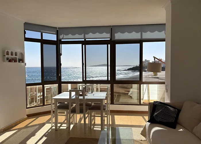 Pieds Dans L'eau - Vue Sur - Playa De * Melenara